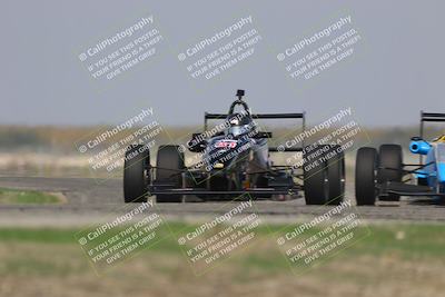 media/Oct-25-2025-CalClub SCCA (Sat) [[34c778dfbe]]/Group 3/Qualifying/